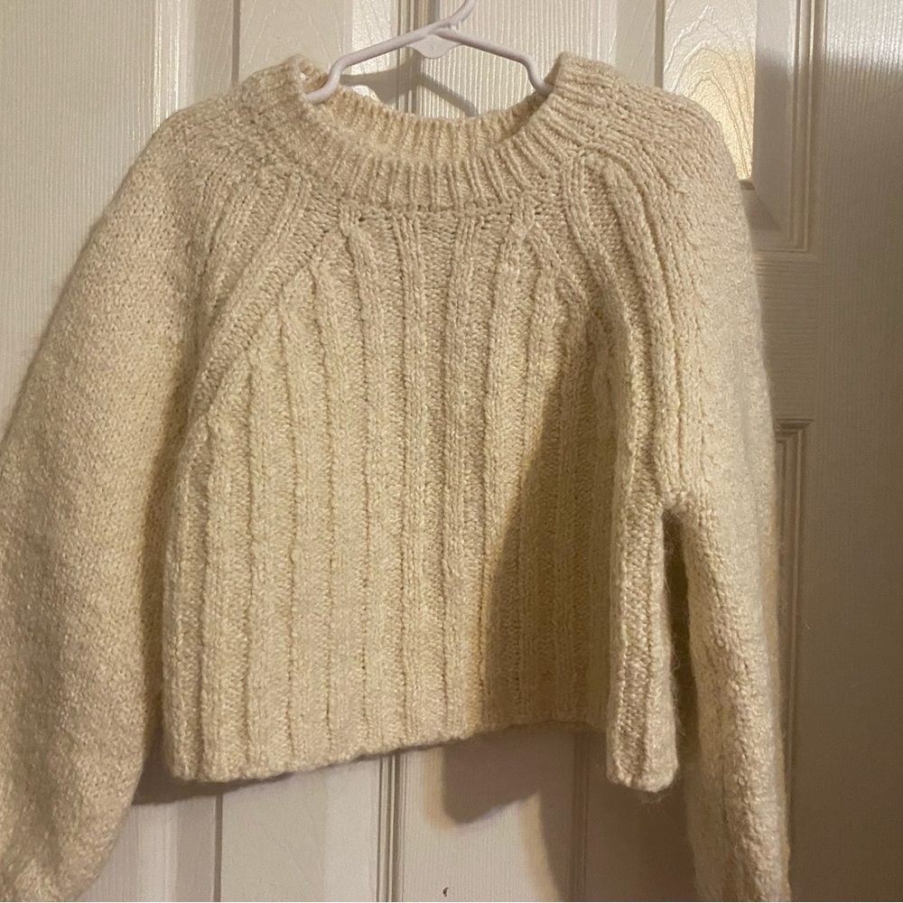 ZARA Wool Blend Cropped Sweater